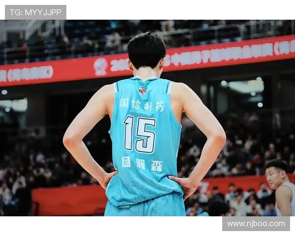 青岛队记者称瀚森全面发挥获认可仍有望重返一队找回状态自信