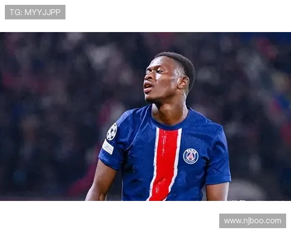 法甲赛场半场即定胜负大巴黎豪取十连胜强势领跑再掀冠军风暴来袭